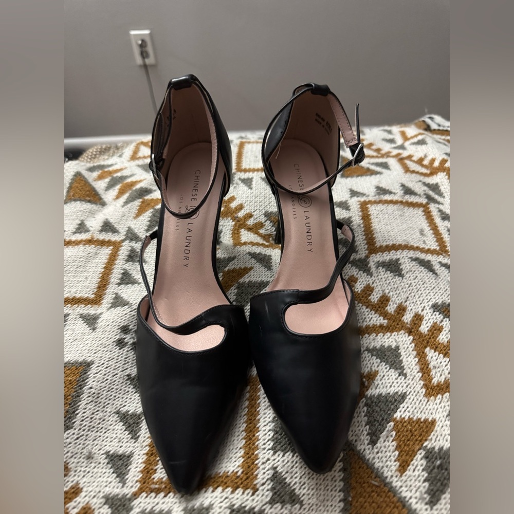 Chinese Laundry Black Heels